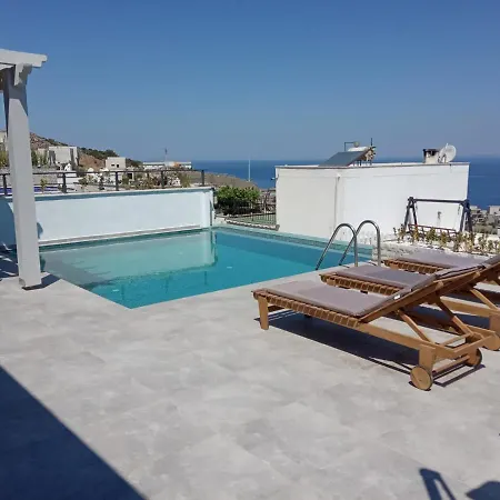 Astounding House With Private Pool And Charming Sea View In Bodrum * Gündogan